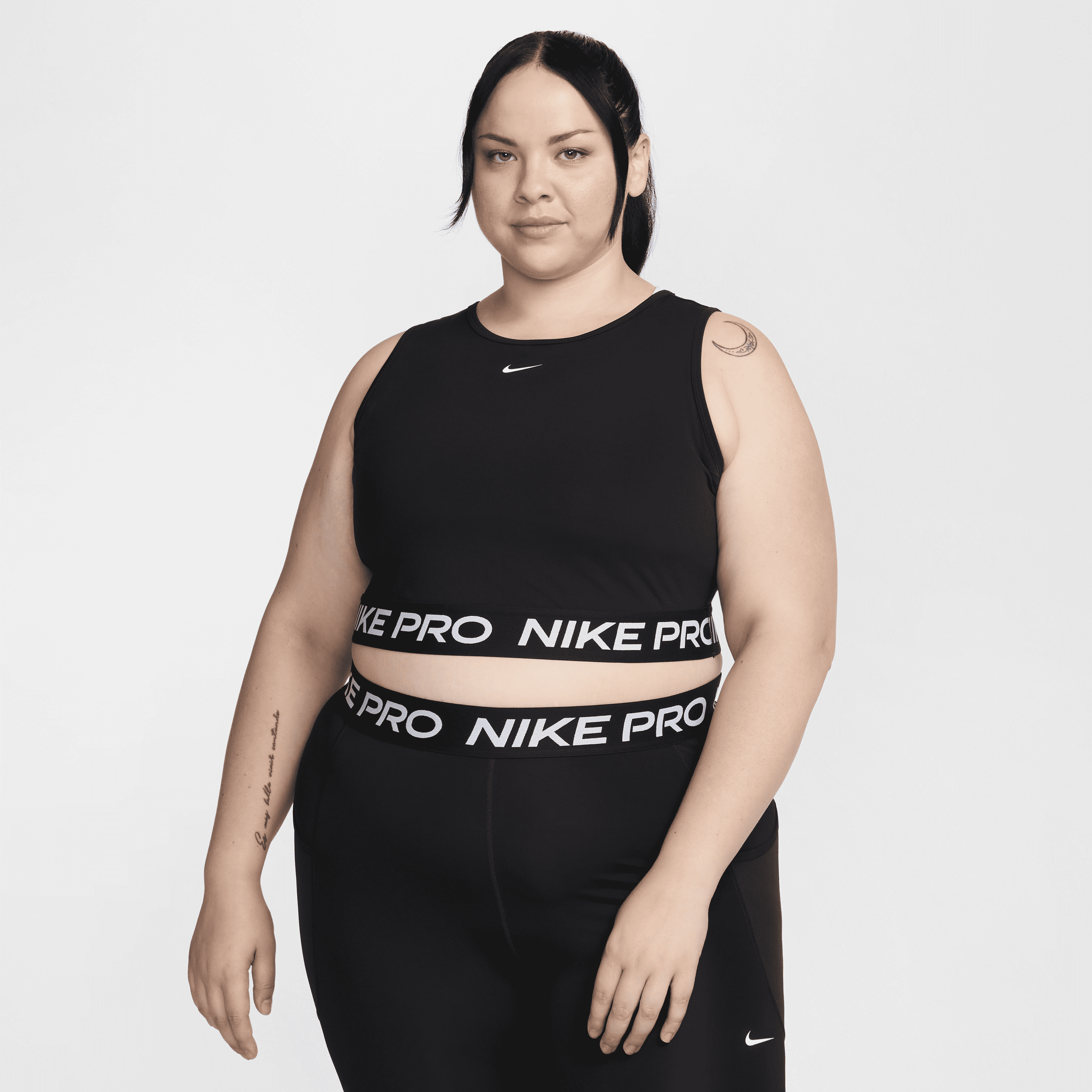 Kort Nike Pro Dri-FIT-tanktop til kvinder (plus size) - sort