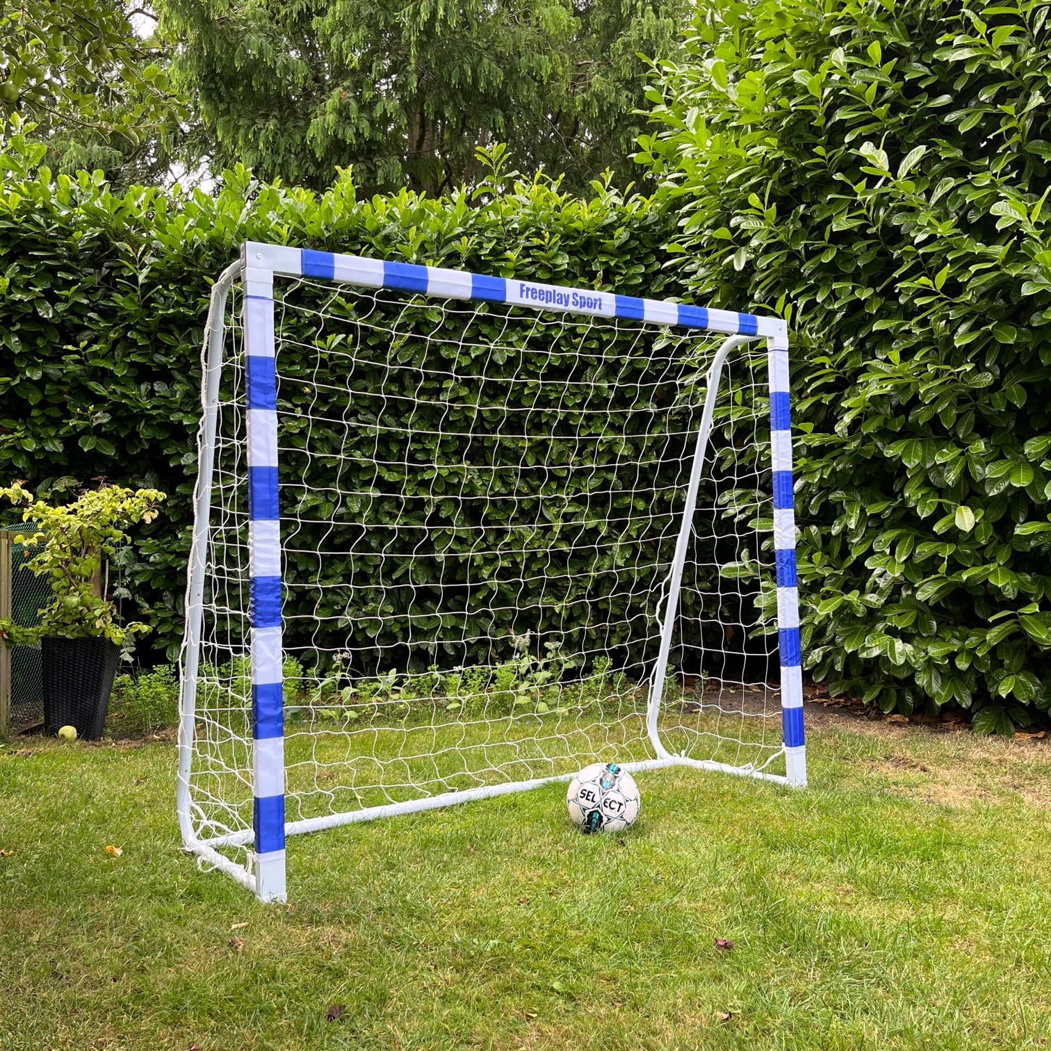 Fodboldmål i STÅL - Hvid/Blå - 180 cm x 150 cm med net - HURTIG LEVERING