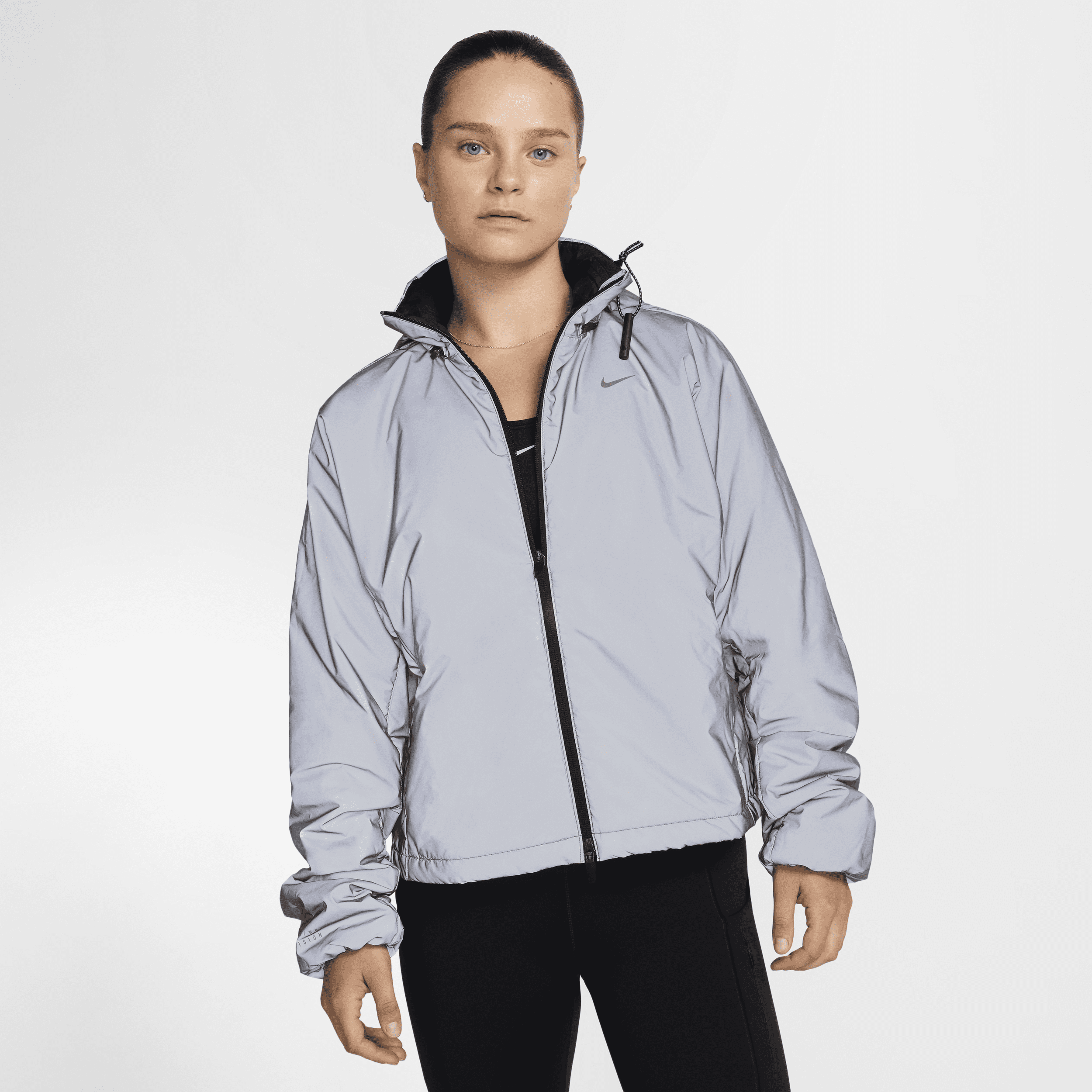 Nike Running Division Therma-FIT-løbejakke med reflekterende design til kvinder - sort