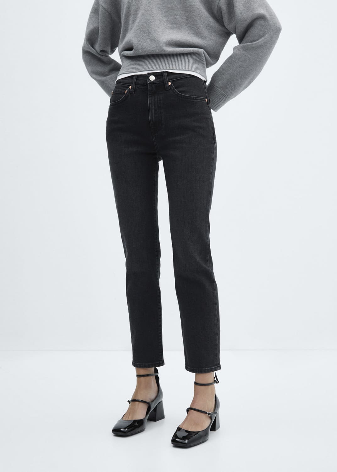 Slim Cropped Jeans